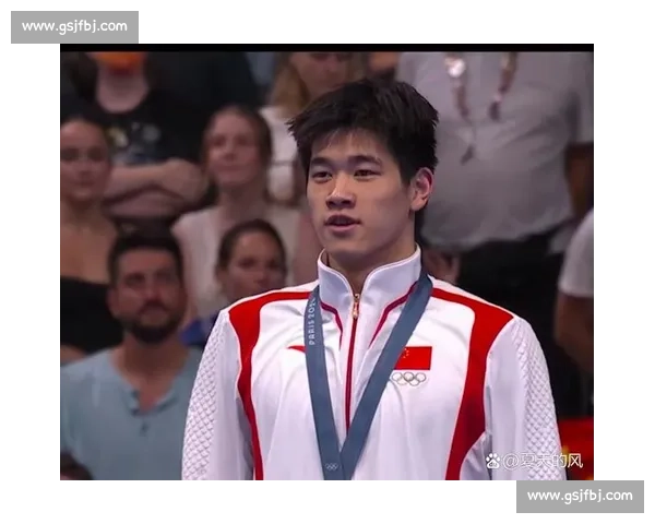 双雄崛起:潘展乐 100 自遭遇最强挑战 双雄崛起:潘展乐 100 自遭遇最强挑战